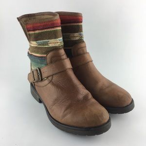 Steve Madden Blanket Textile and Leather Boots 8